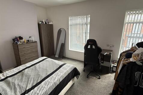 Bed 4.2.jpg