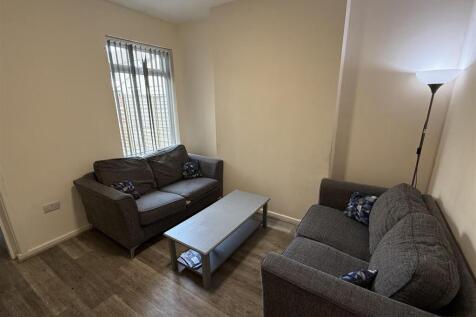 Living Room.jpg