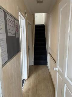 Hallway 1.JPG