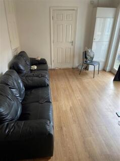 Living Room 1.JPG