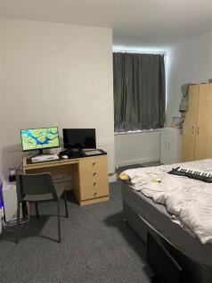 Bedroom 2.JPG