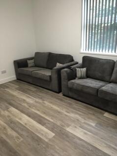 Living room 1.4.jpg