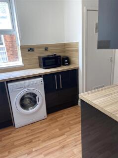 Kitchen 1.2.JPG