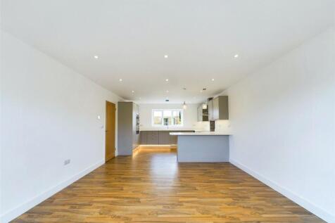 Kitchen / Dining 2