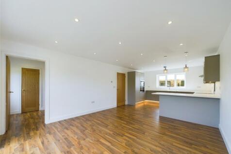 Kitchen / Dining