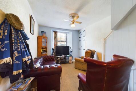 Dual - Living Area