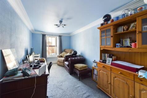 Dual - Living Area