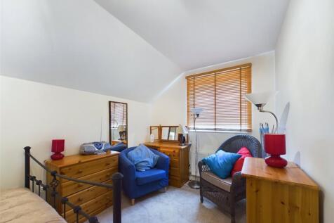 Bedroom 2 - Sitting