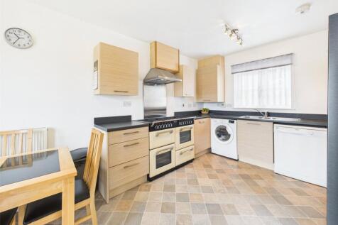 Kitchen / Dining