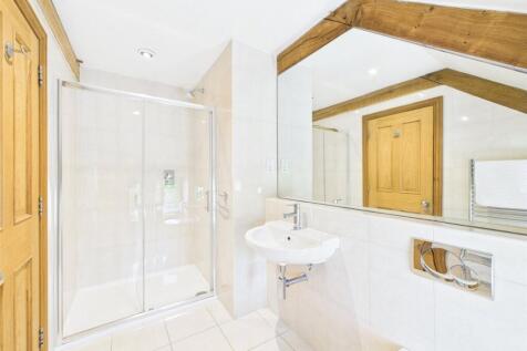 Master En-Suite