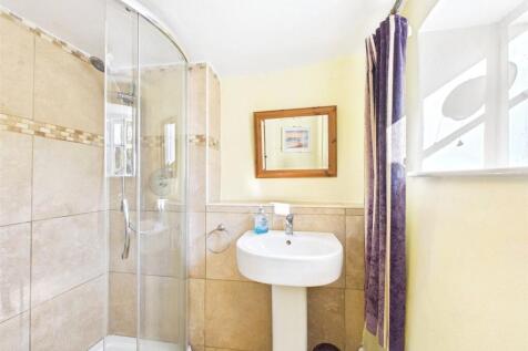 GF Shower Room