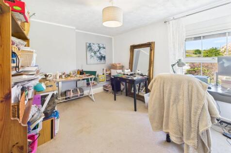 Bedroom 4 / Office