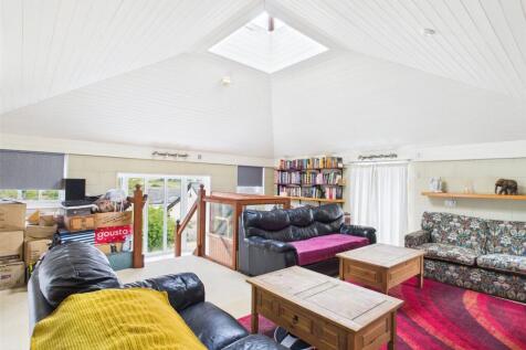 Studio / Living