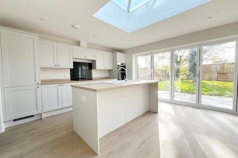 IMG-20251105-WA00...