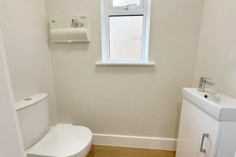 IMG-20251105-WA00...