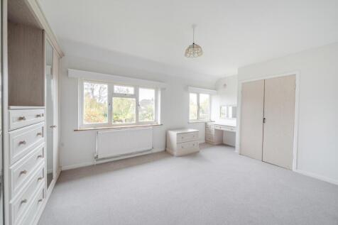 1371351-6-6901ebe...