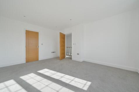 1361869-12-68dc45...