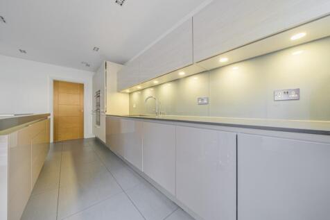 1361869-15-68dc45...