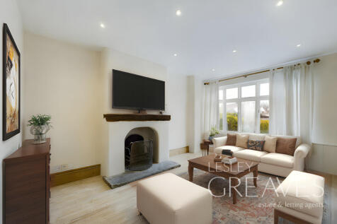Living Room Virtu...