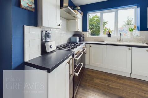 Dining/Kitchen