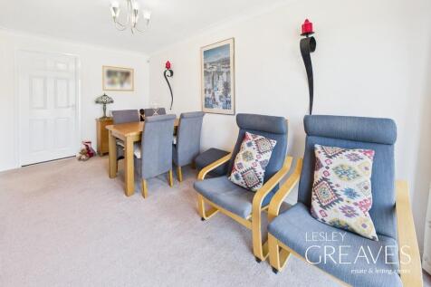 Dining Room/ Bedr...