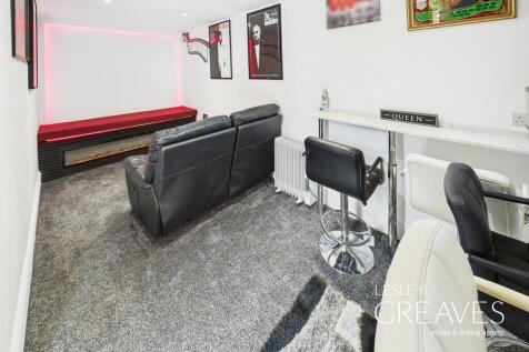 Reception/Cinema ...