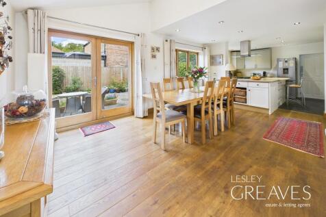 Open Plan Living/...