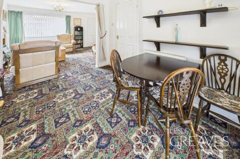 Kitchen/Living Ro...