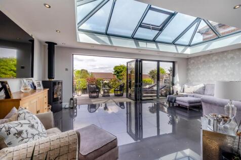 8598543-interior02.jpg
