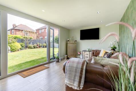 8598543-interior06.jpg