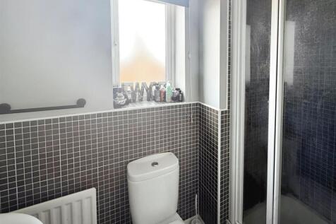 c71e8f37-qTUJ2O6iL0iKvr8VDm8-gQ.jpg