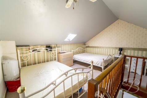 bed3.jpg