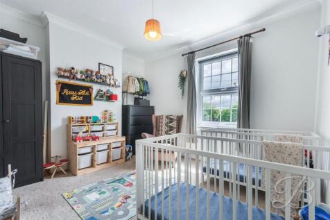 11 - Bedroom 2.jpg