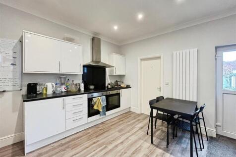 kitchen 3.jpeg