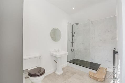 ANNEX - SHOWER ROOM