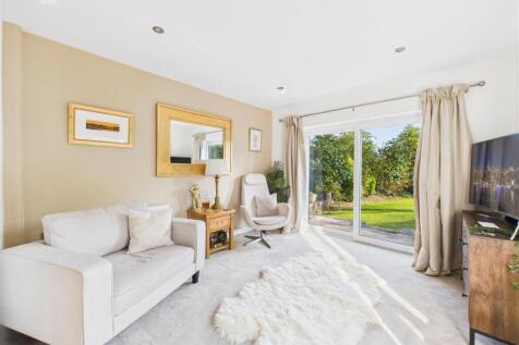 SITTING ROOM - BEDROOM FOUR.jpg