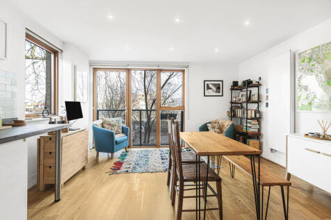 Kitchen/Reception