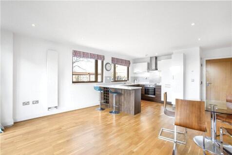 Reception/Kitchen