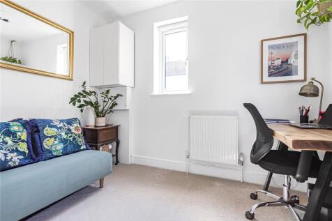 Bedroom/Office