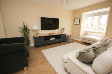 lounge 1.JPG