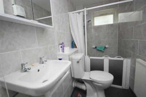 shower room.JPG