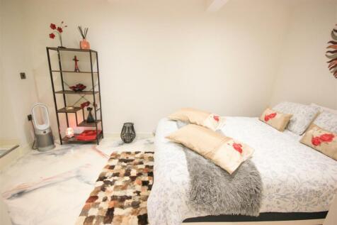 bed 1a.JPG