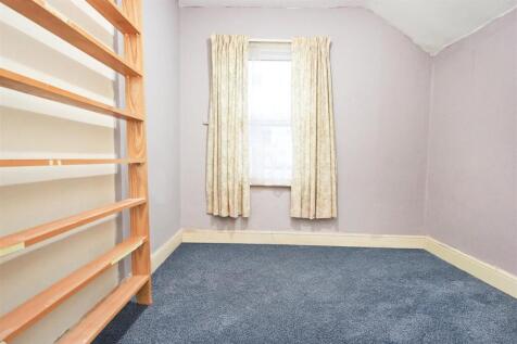 bed 3.JPG