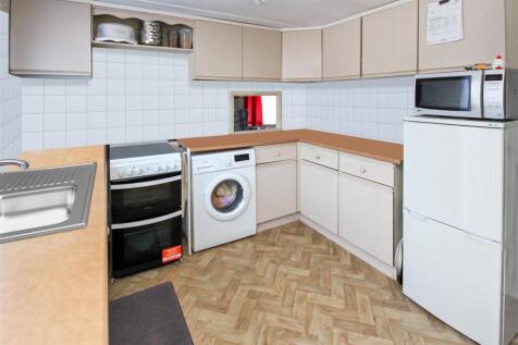 kitchen 1.JPG