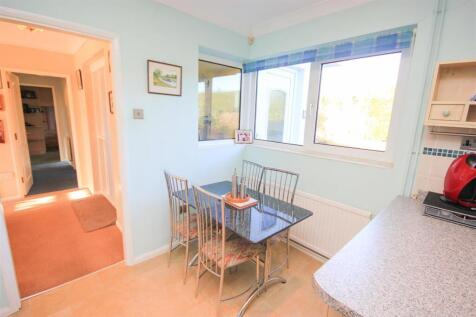 breakfast area..jpg