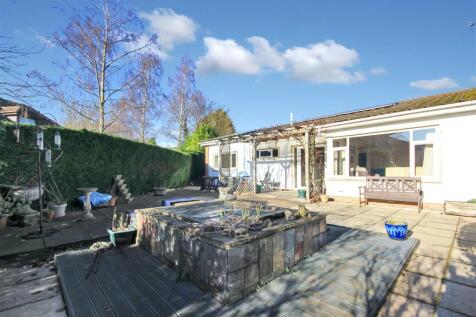 patio2.JPG