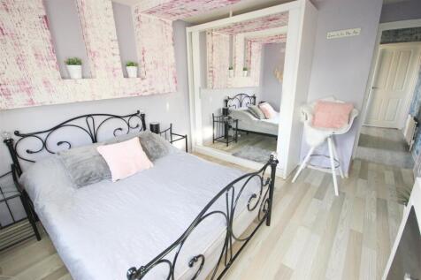 bed 1b.JPG