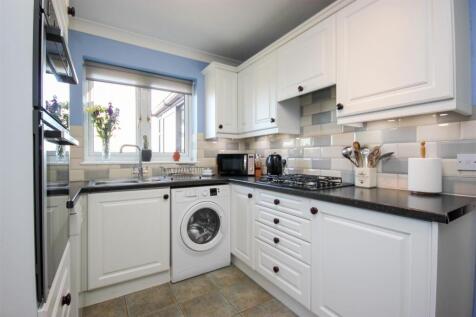 kitchen 1.JPG