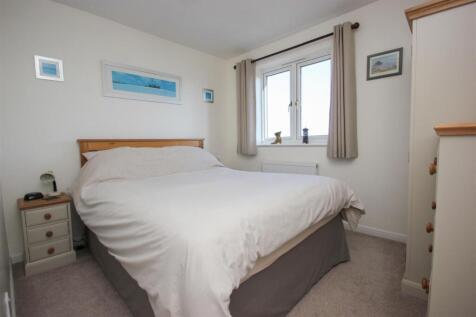 bed 2.JPG