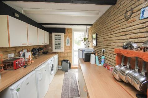 utility area..jpg